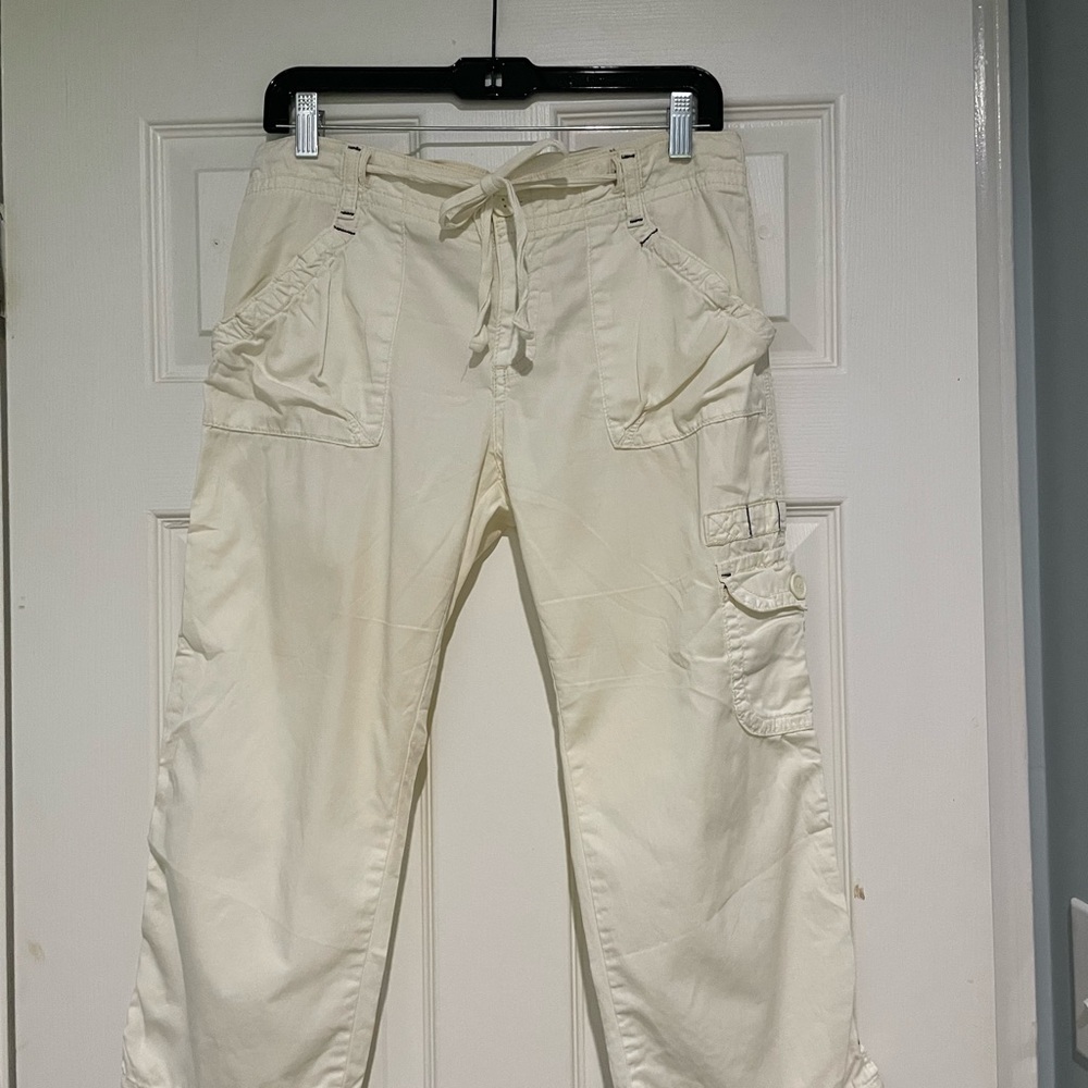 Women's Cream Cargo Capris